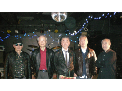 Live2011b.png